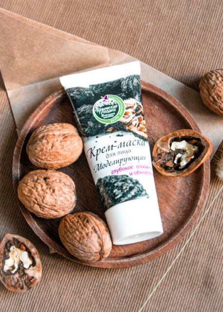 Крем - маска черный орех для лица моделирующая