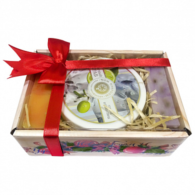 Подарочный набор "Лукошко " : Набор "Лукошко" № 8 - Скраб сахарный "Белая и голубая глина" 270г, Мыло крымское "Лаванда 100г, Мыло крымское "Грейпфрут" 100г.